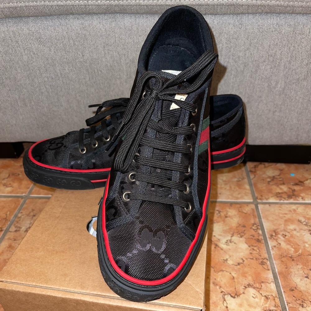 Men’s Gucci off the grid shoes